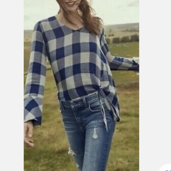 Anthropologie -Cloth & Stone - Plaid Bell Sleeve Top - Petite Large - Picture 2 of 2